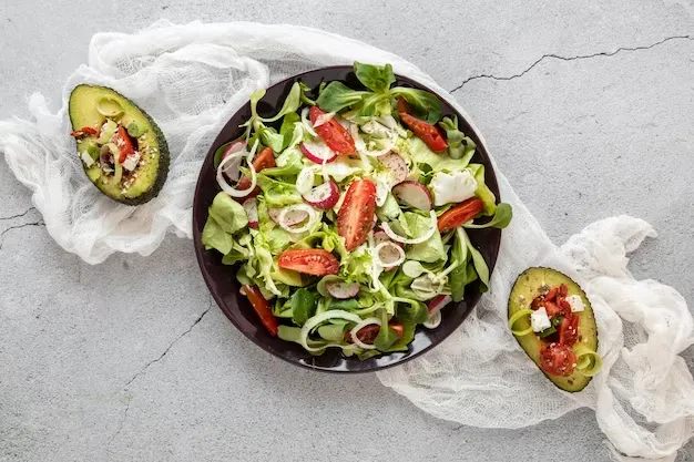 10 High-fiber Salads That Follow The Mediterranean Diet